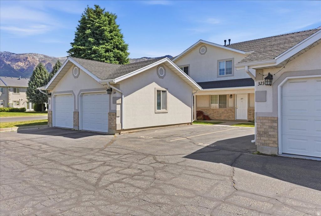 Photo of 327 E 2300 N, North Ogden, UT 84414 (MLS # 2160412)
