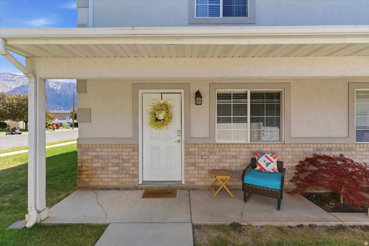 BLACKHAWK - Residential