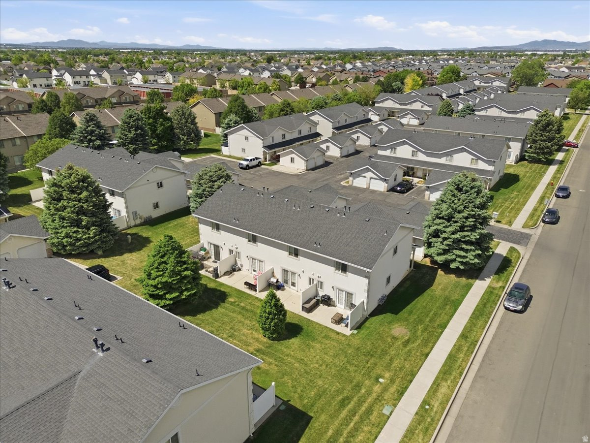 BLACKHAWK - Residential