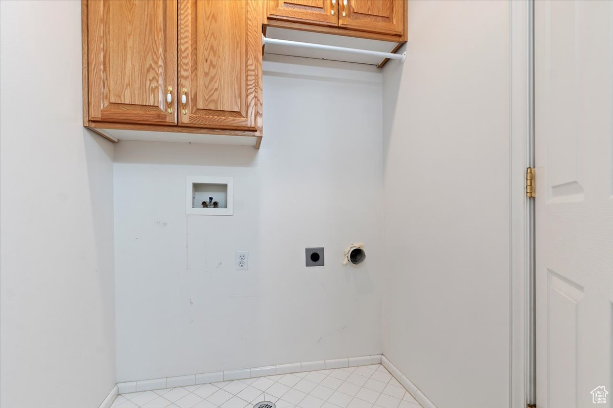 HIDDEN HOLLOW - Residential