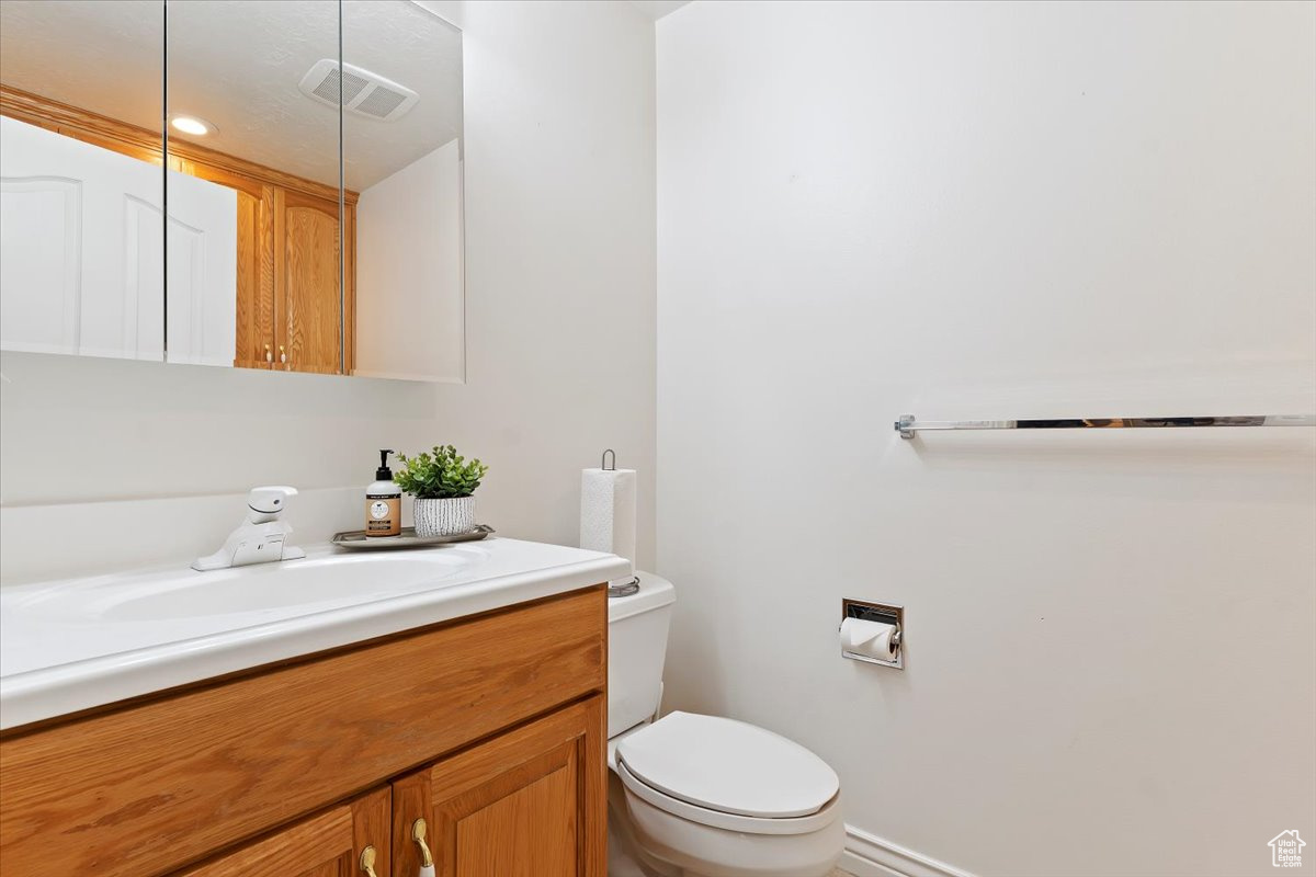 HIDDEN HOLLOW - Residential