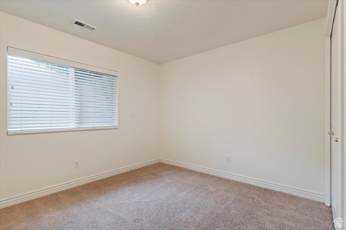 HIDDEN HOLLOW - Residential