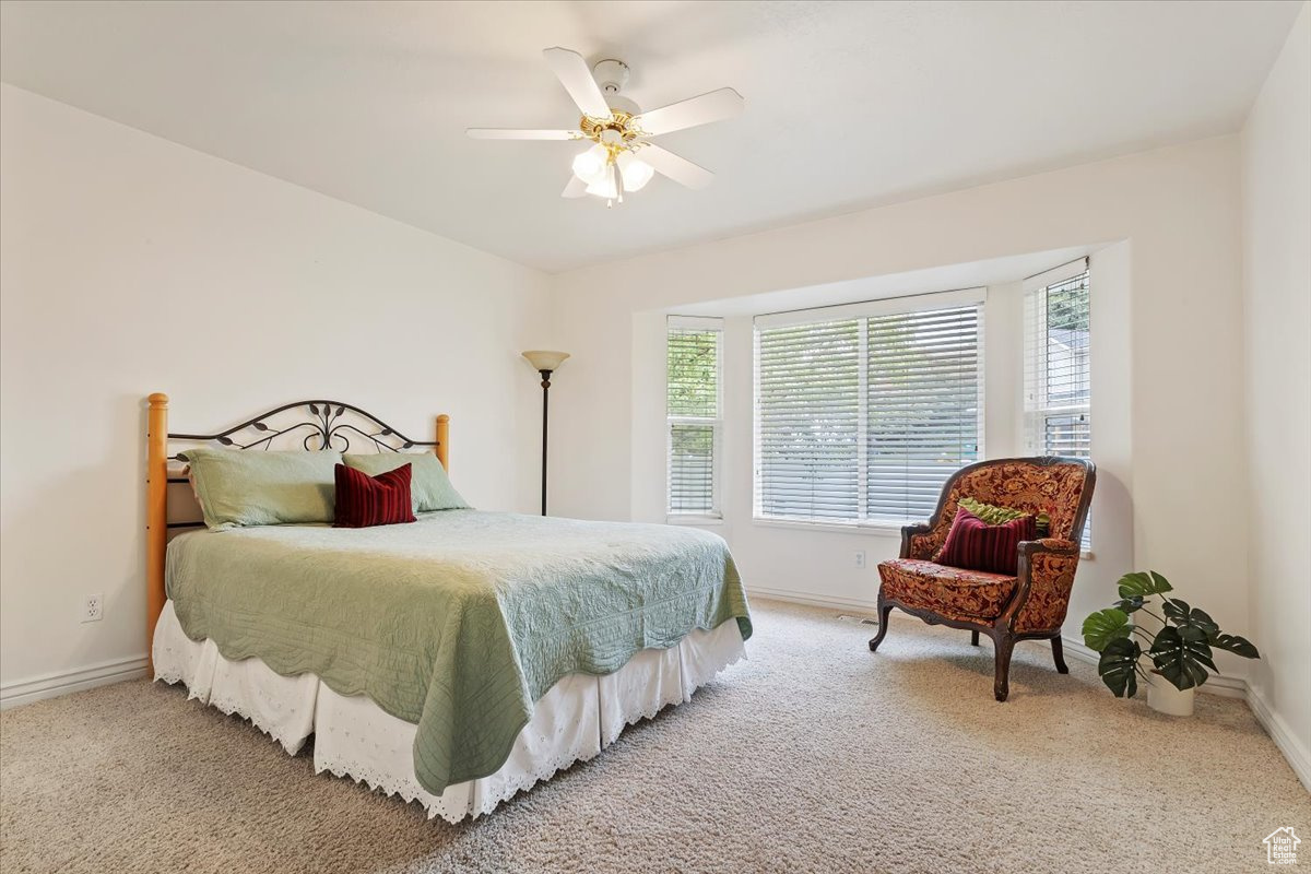 HIDDEN HOLLOW - Residential