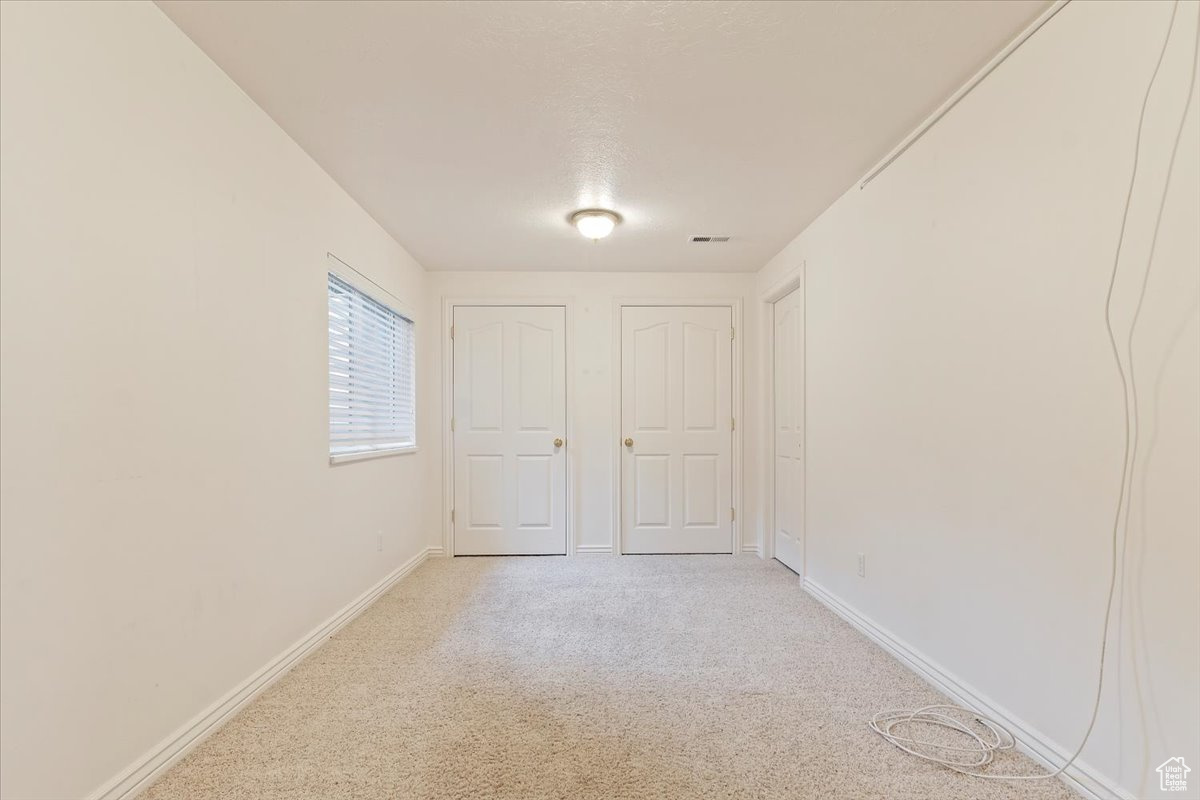 HIDDEN HOLLOW - Residential