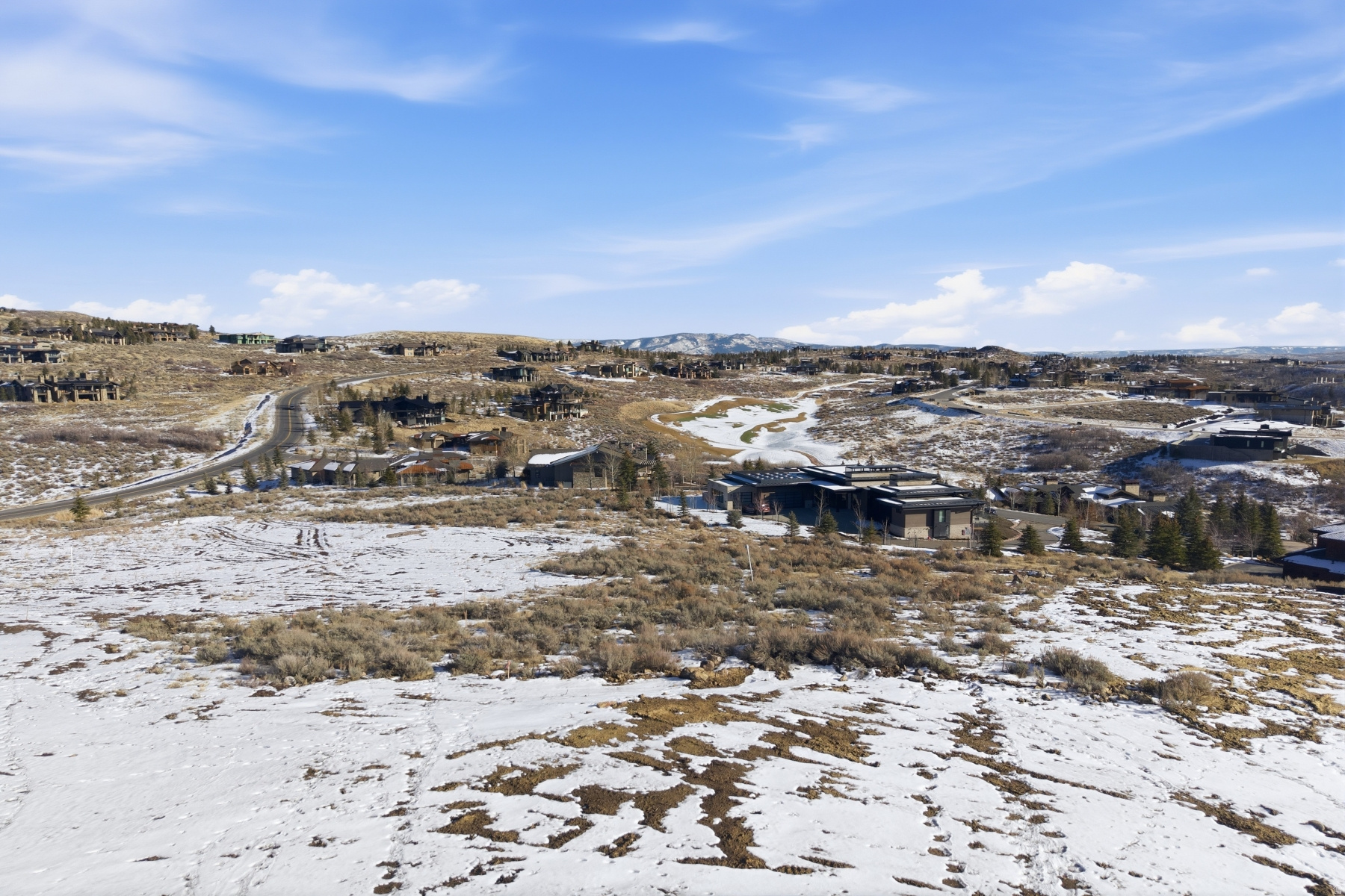 MOUNTAIN CREST - Land