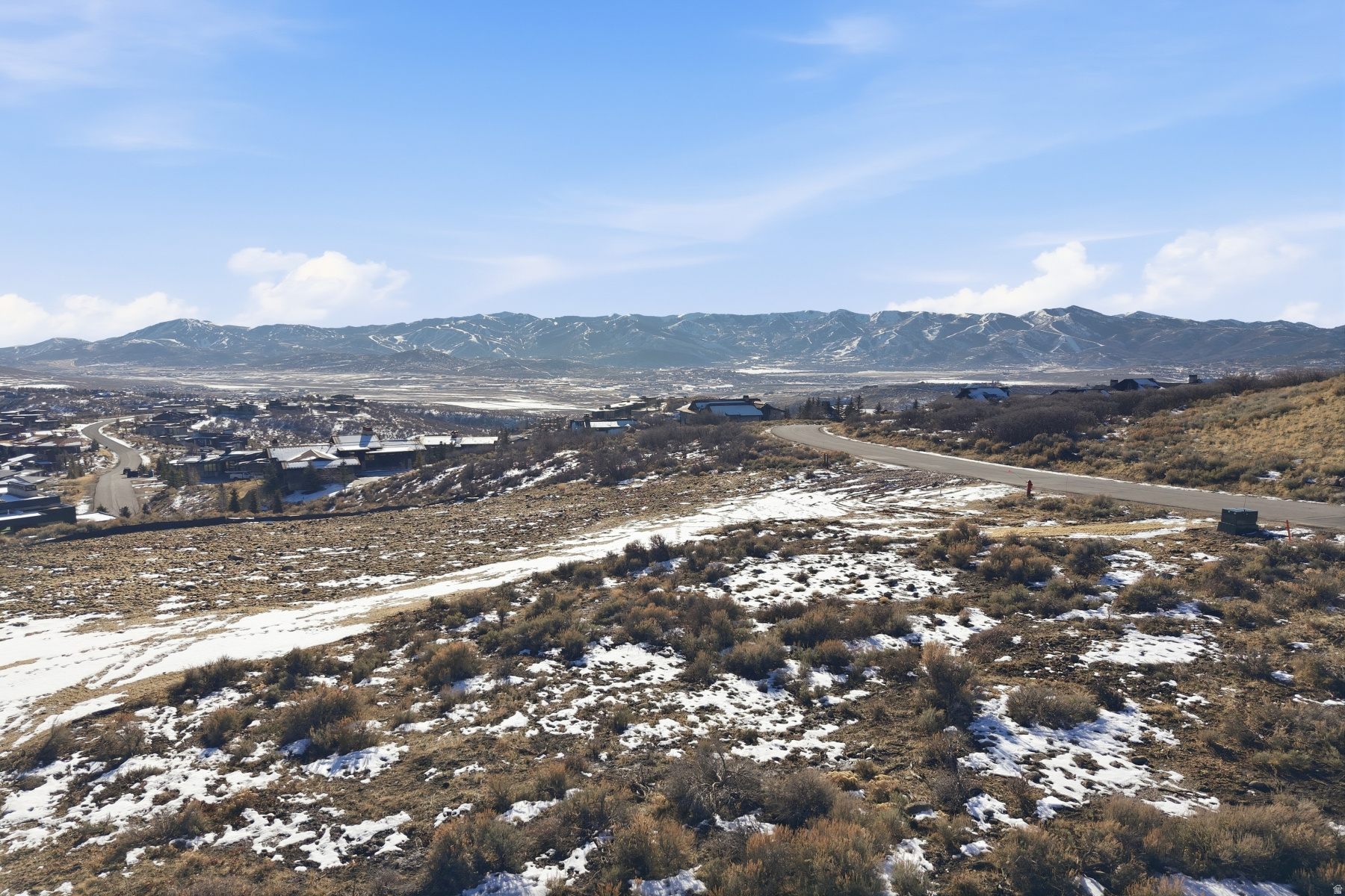 MOUNTAIN CREST - Land