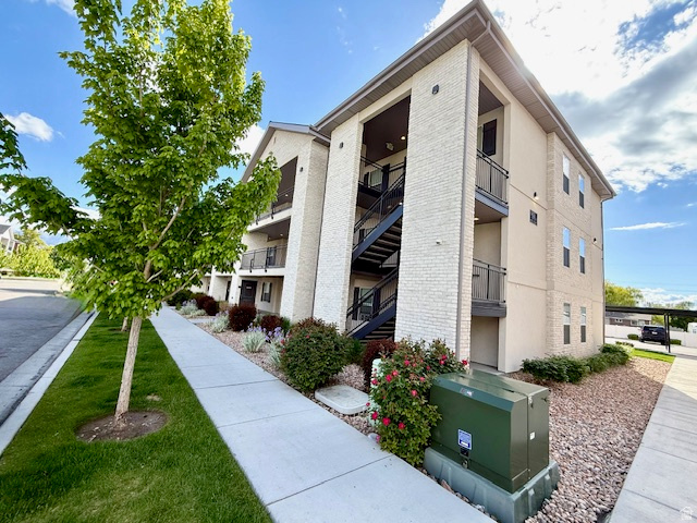 FOX RIDGE - Residential