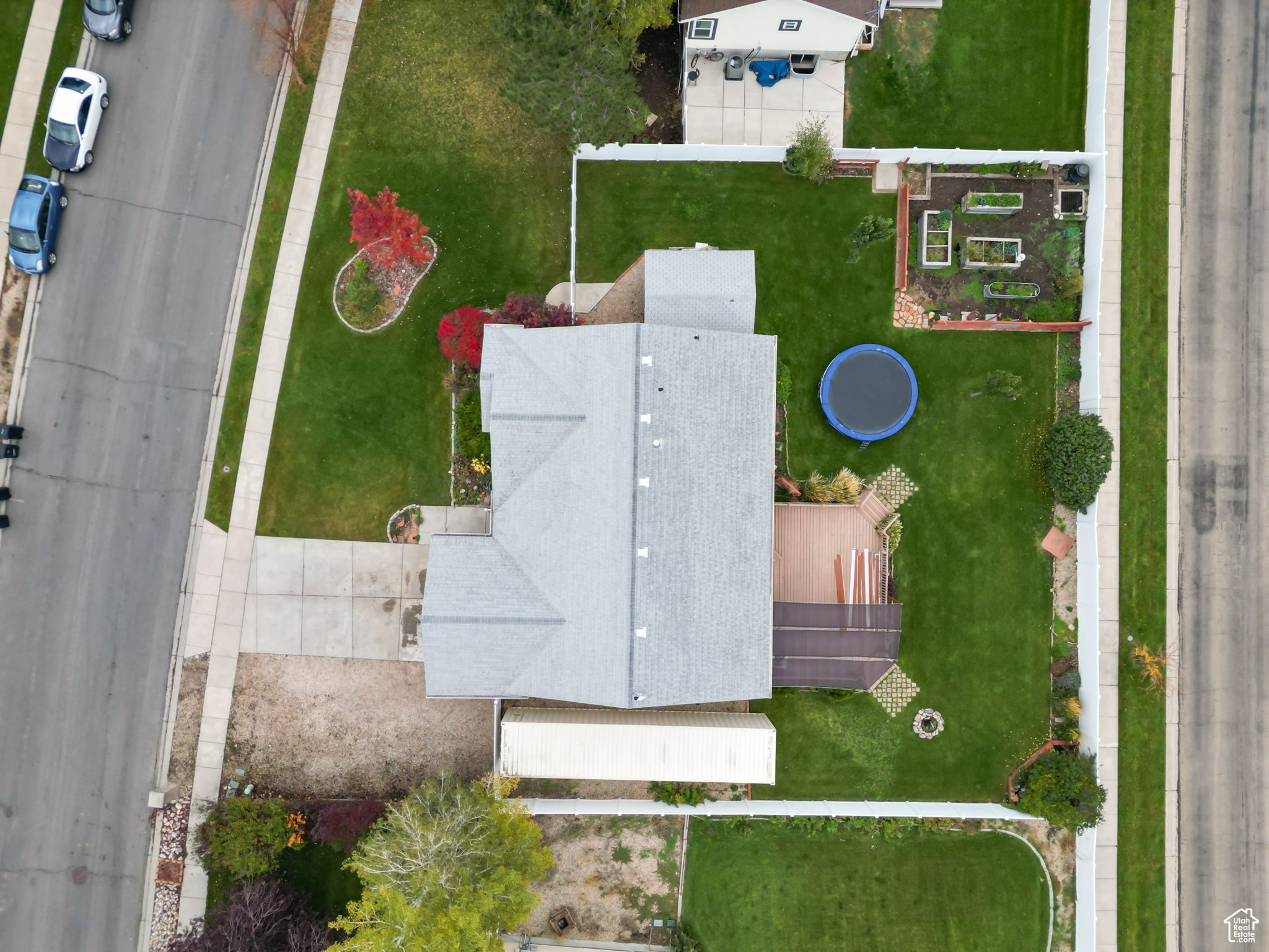 FOX DEN ESTATES - Residential