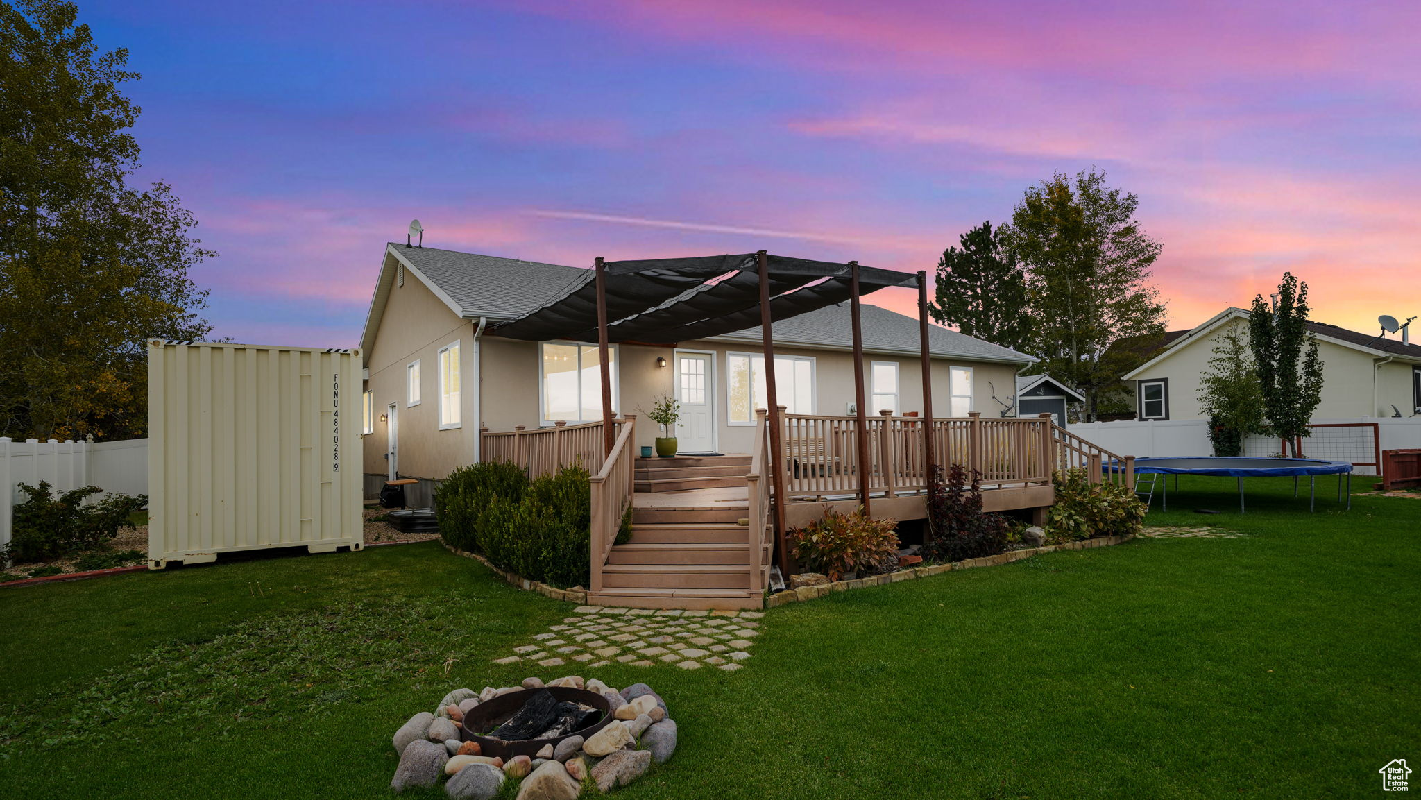 FOX DEN ESTATES - Residential