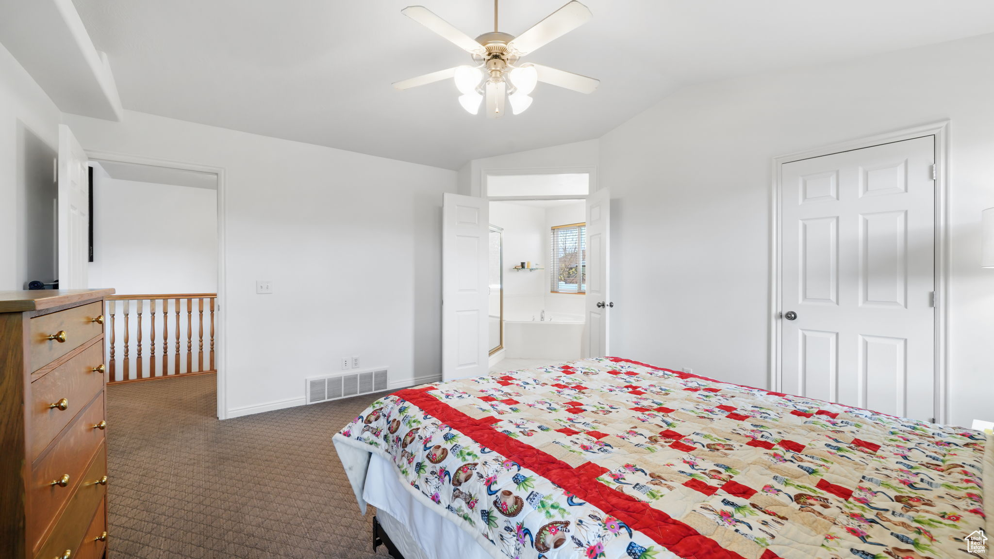 FOX DEN ESTATES - Residential