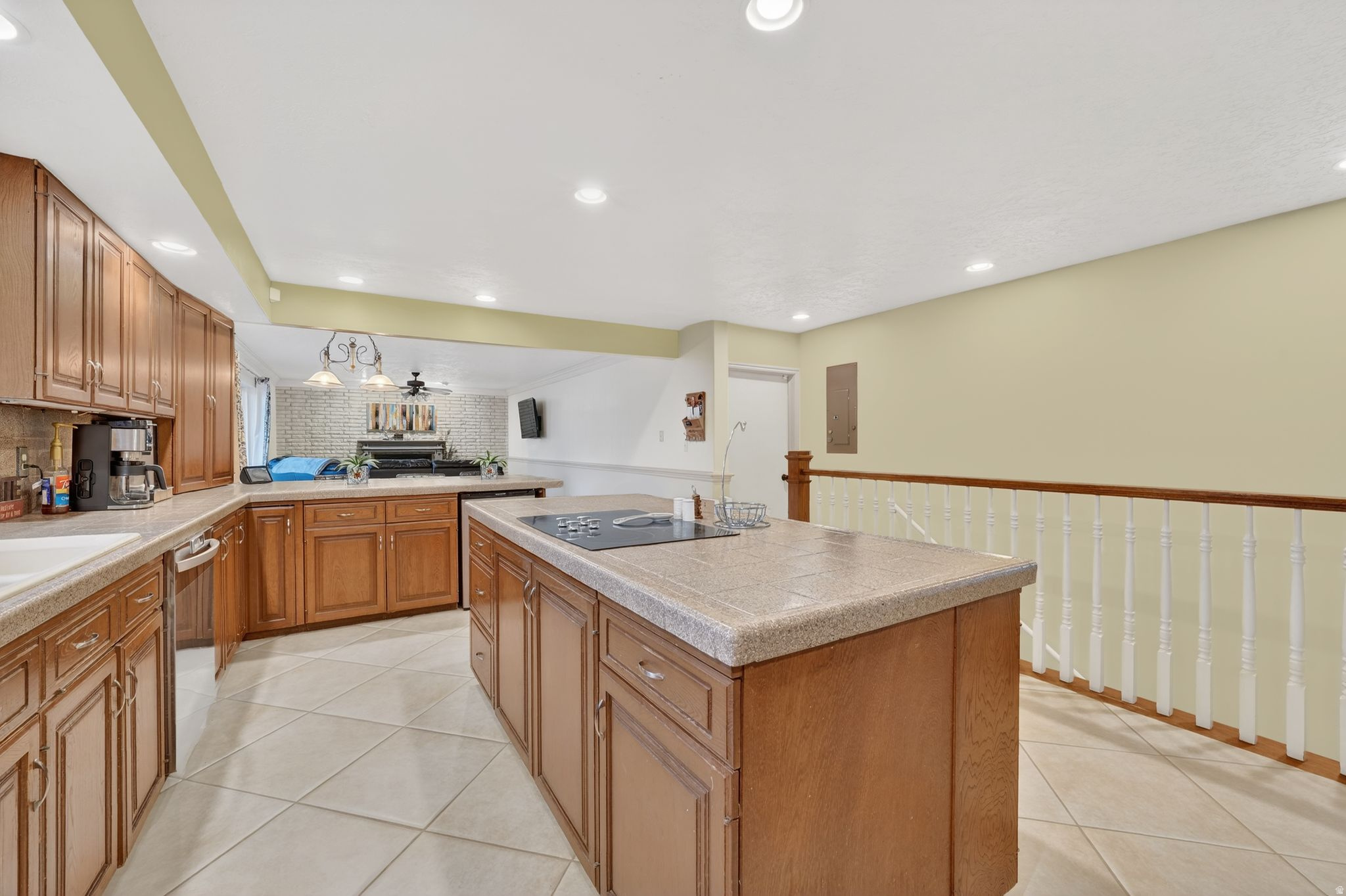 KING CLARION - Residential