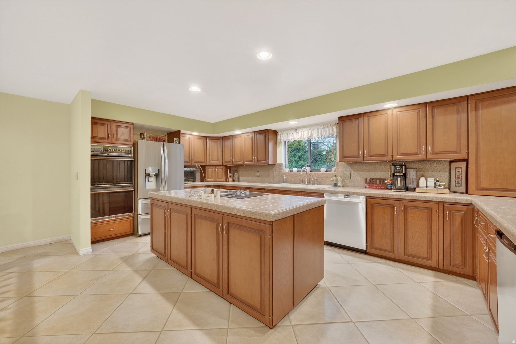 KING CLARION - Residential