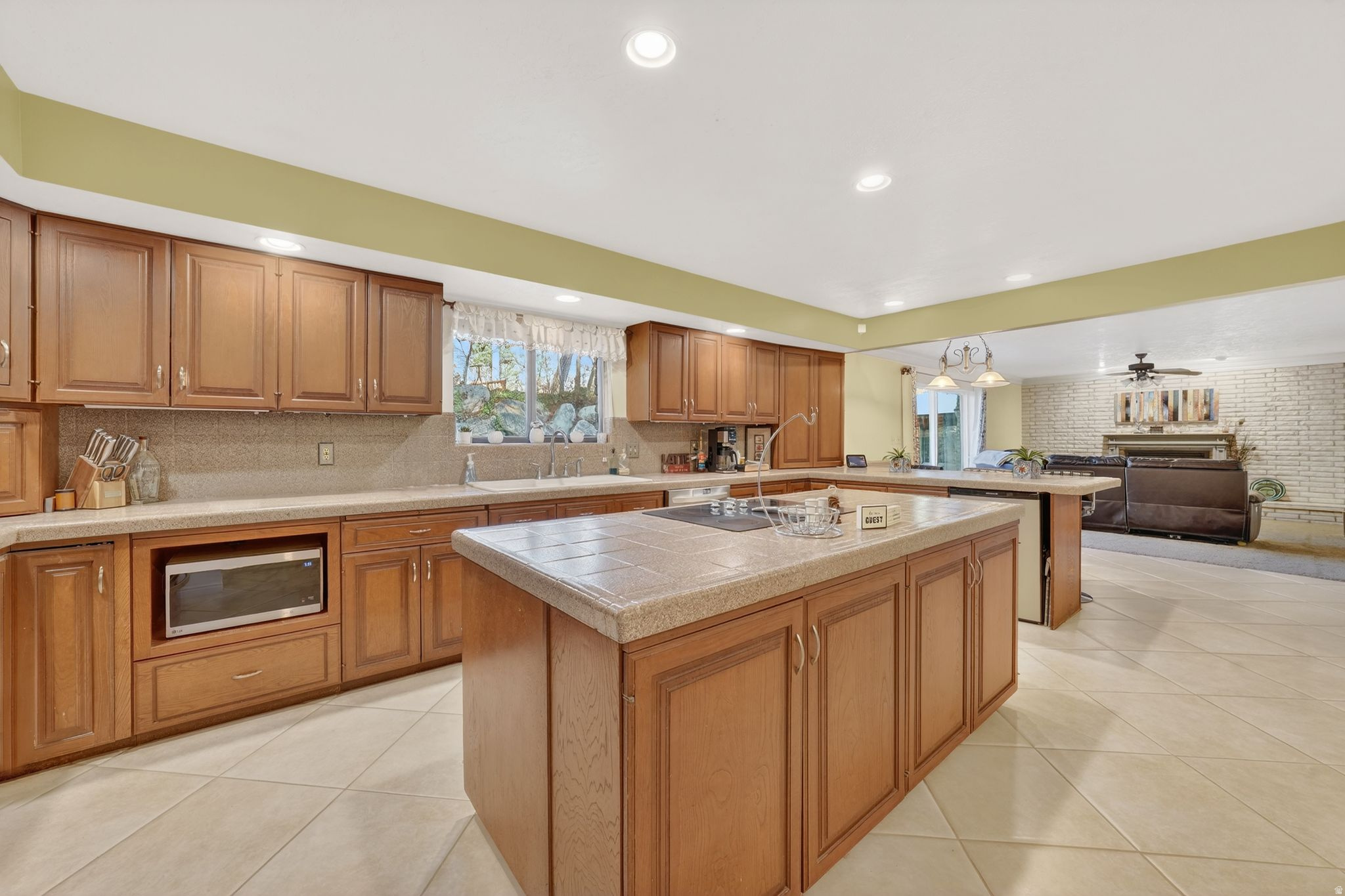 KING CLARION - Residential