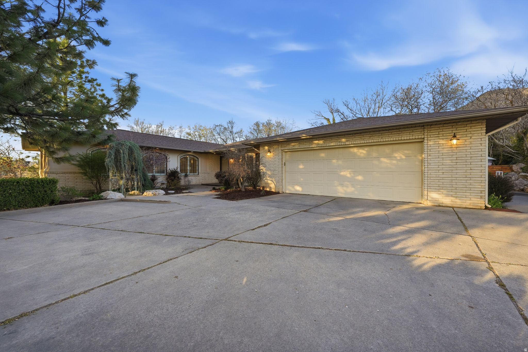 KING CLARION - Residential