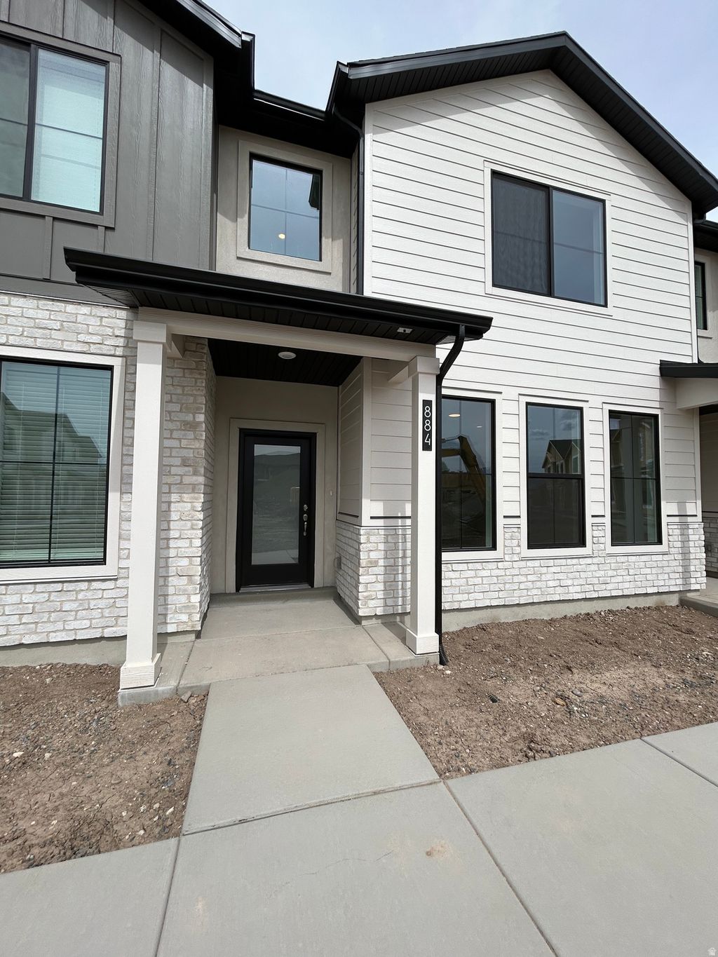 Photo of 884 S 280 E #204, Spanish Fork, UT 84660 (MLS # 2153442)