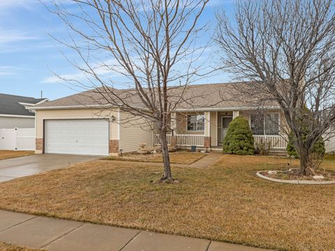 Tiny photo for 5444 S 4050 W, Roy, UT 84067 (MLS # 2138195)