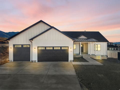 Homes For Sale - 1130 E 245<br/> Hyde Park, UT 84318