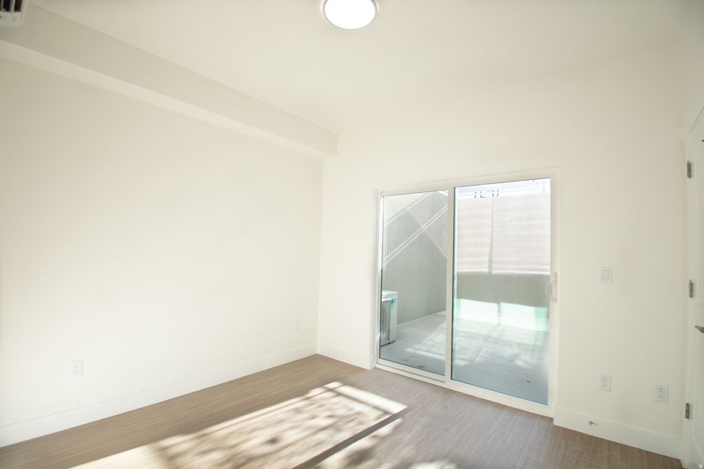 Photo of 2085 N MAIN ST #309, Sunset, UT 84015 (MLS # 2138737)