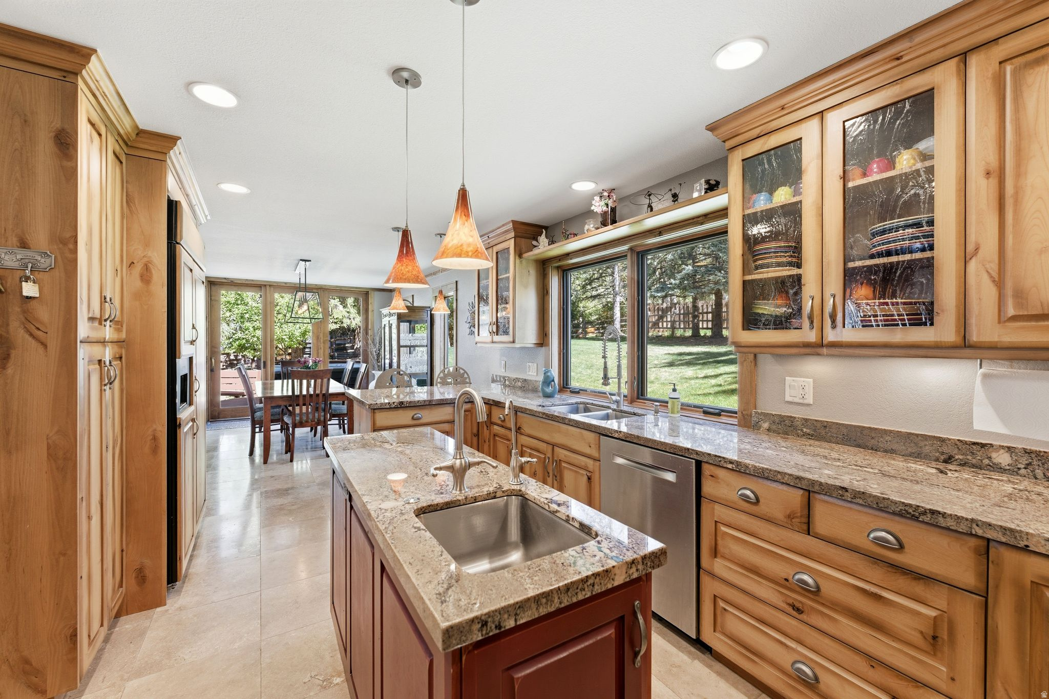 PARK MEADOWS - Residential