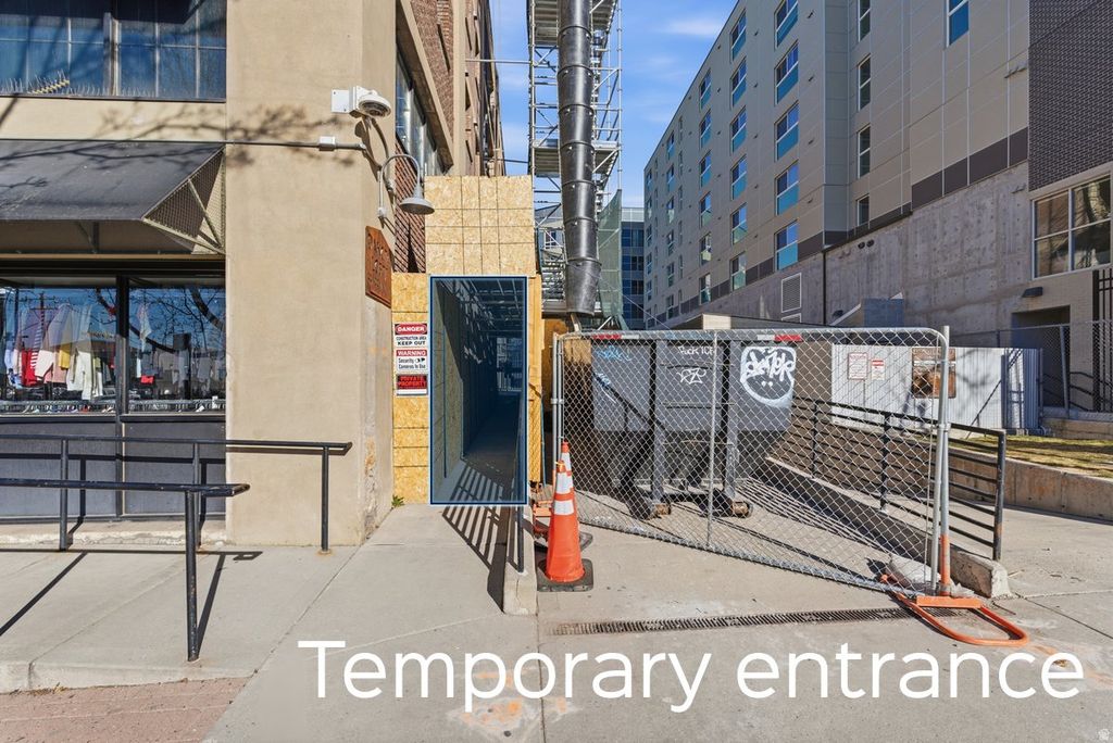 Photo of 380 W 200 S #501, Salt Lake City, UT 84101 (MLS # 2133847)