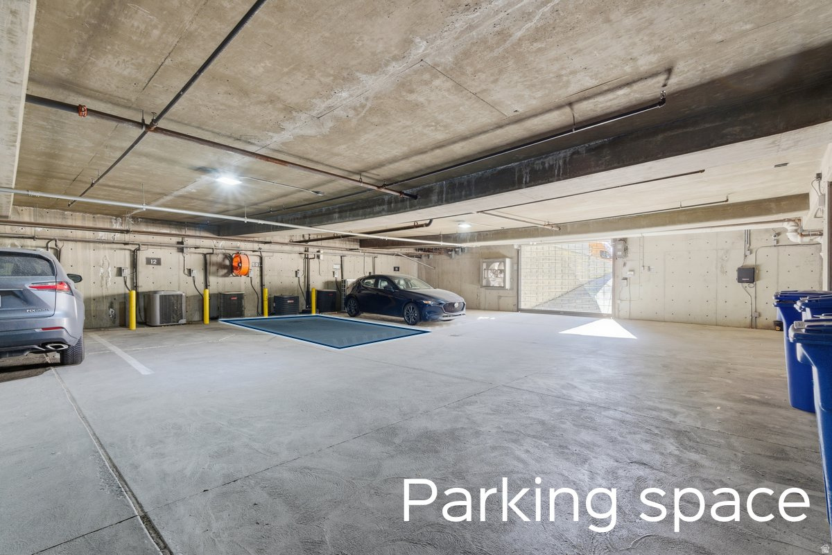 DAKOTA LOFTS - Residential