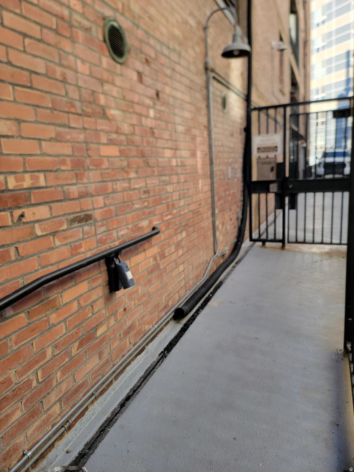 DAKOTA LOFTS - Residential