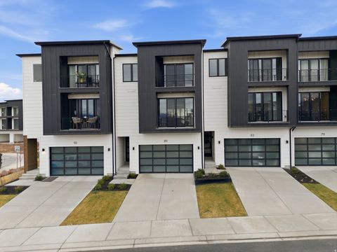 Photo of 83 E WATSON DR, Saratoga Springs, UT 84045 (MLS # 2173338)