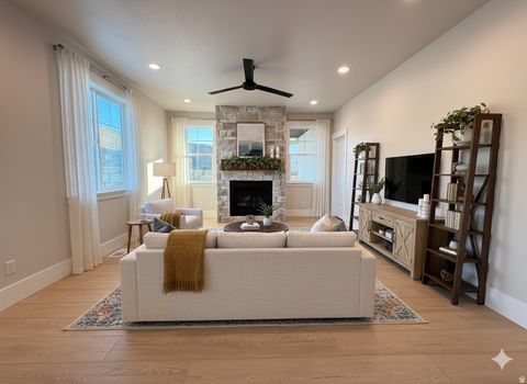 Tiny photo for 3607 E BLUEBELL DR, Eagle Mountain, UT 84005 (MLS # 2130957)