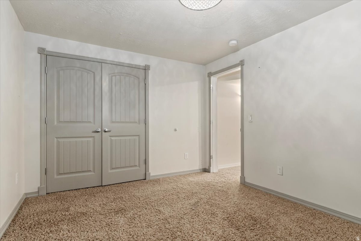 MEADOWS AT HIDDEN CO - Residential