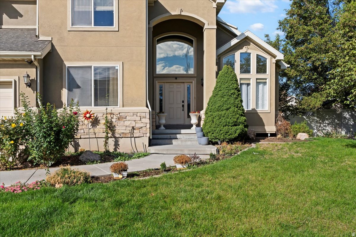 MEADOWS AT HIDDEN CO - Residential