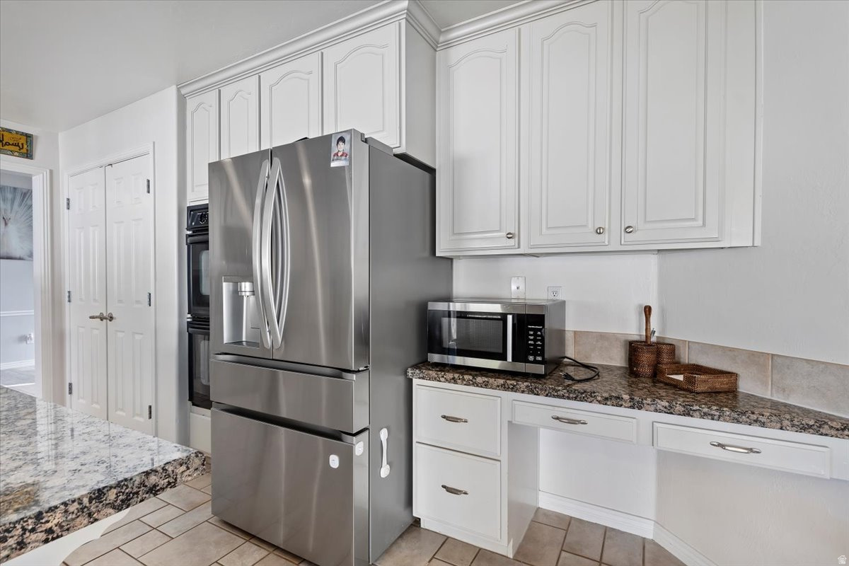 MEADOWS AT HIDDEN CO - Residential