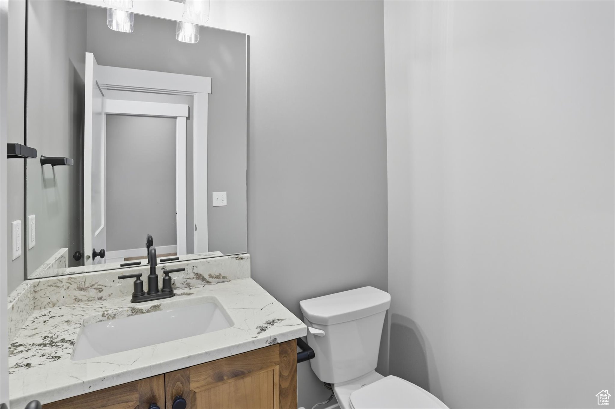 MOUNTAIN SIDE - Residential