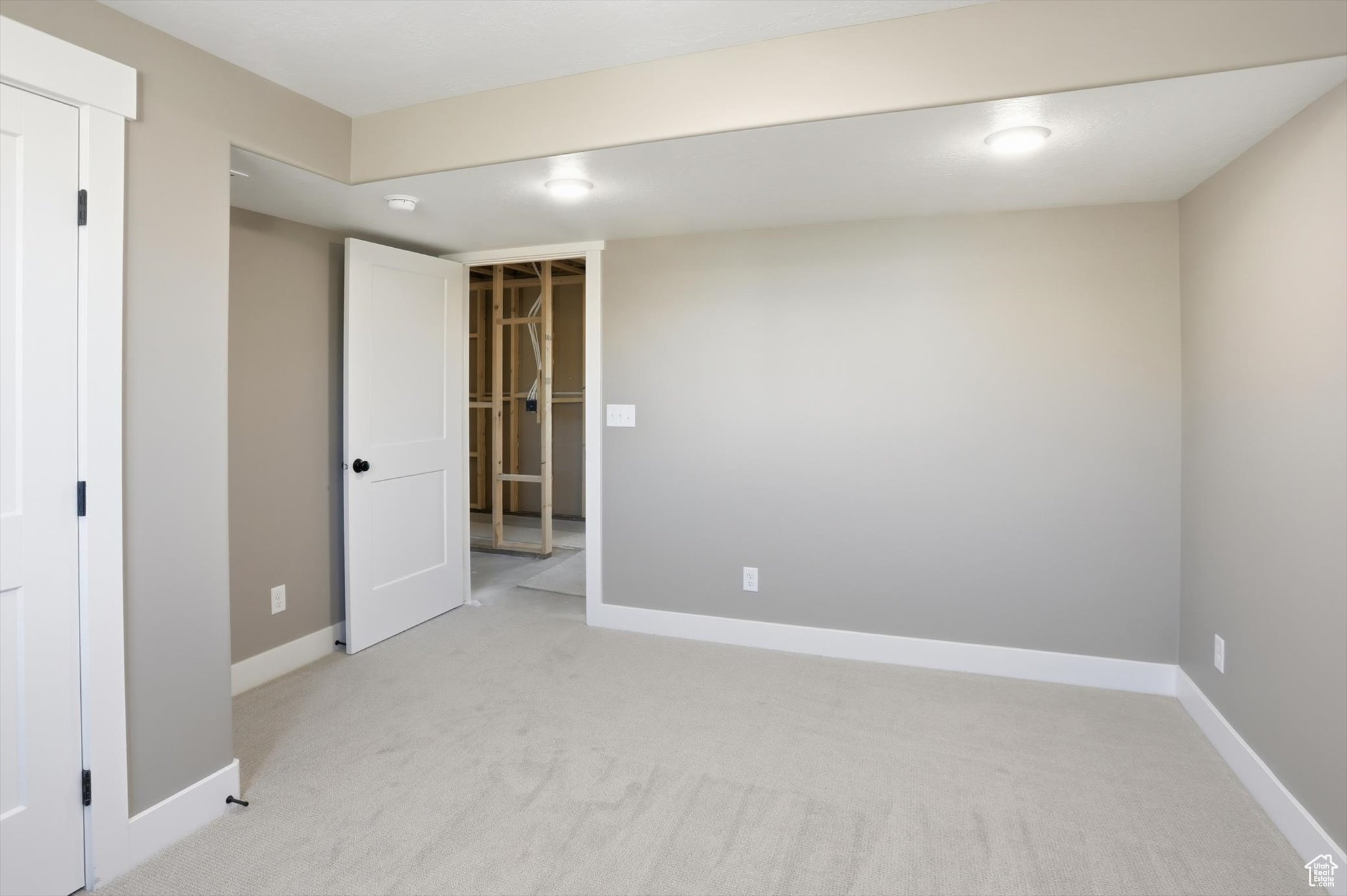 MOUNTAIN SIDE - Residential