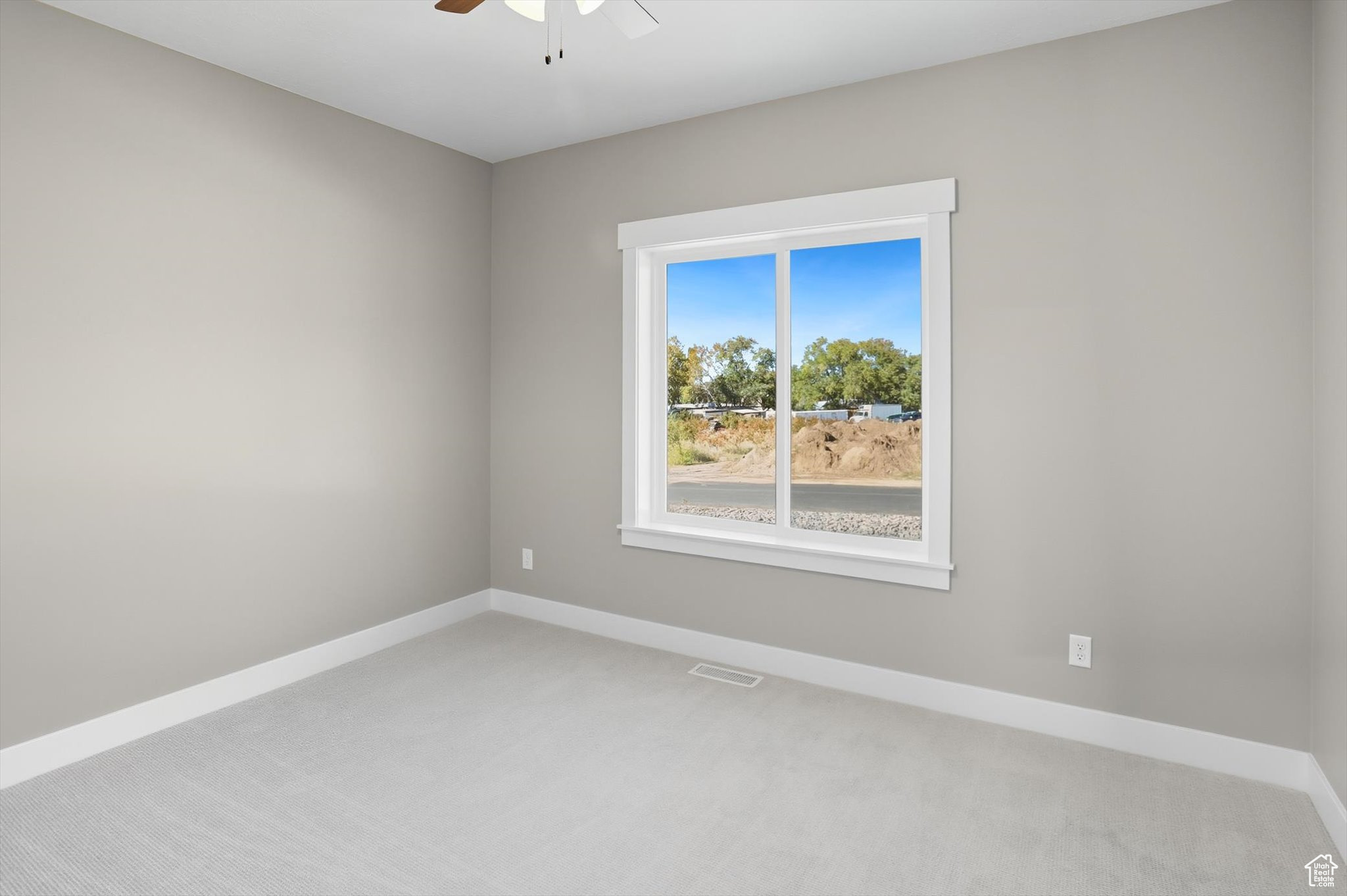 MOUNTAIN SIDE - Residential