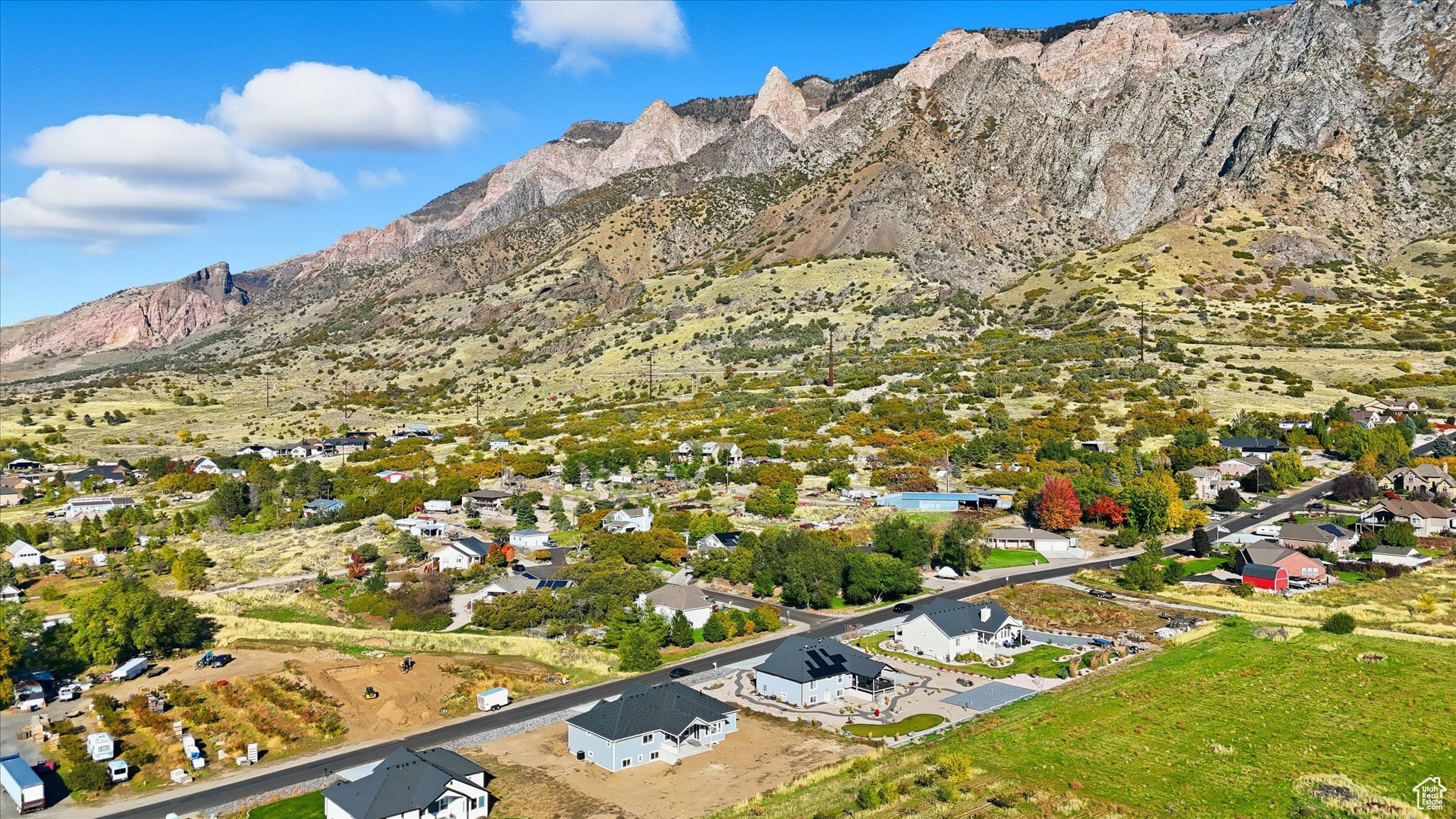 MOUNTAIN SIDE - Residential