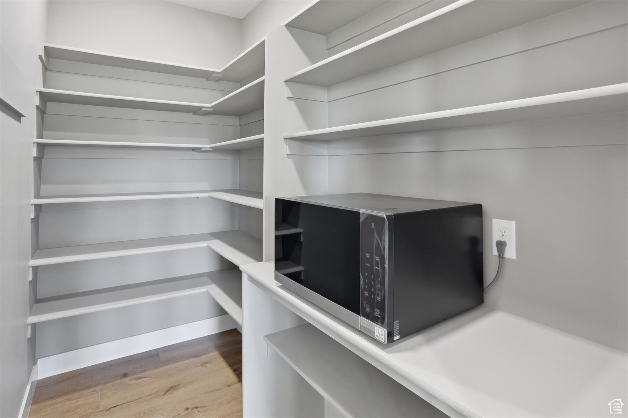 MOUNTAIN SIDE - Residential