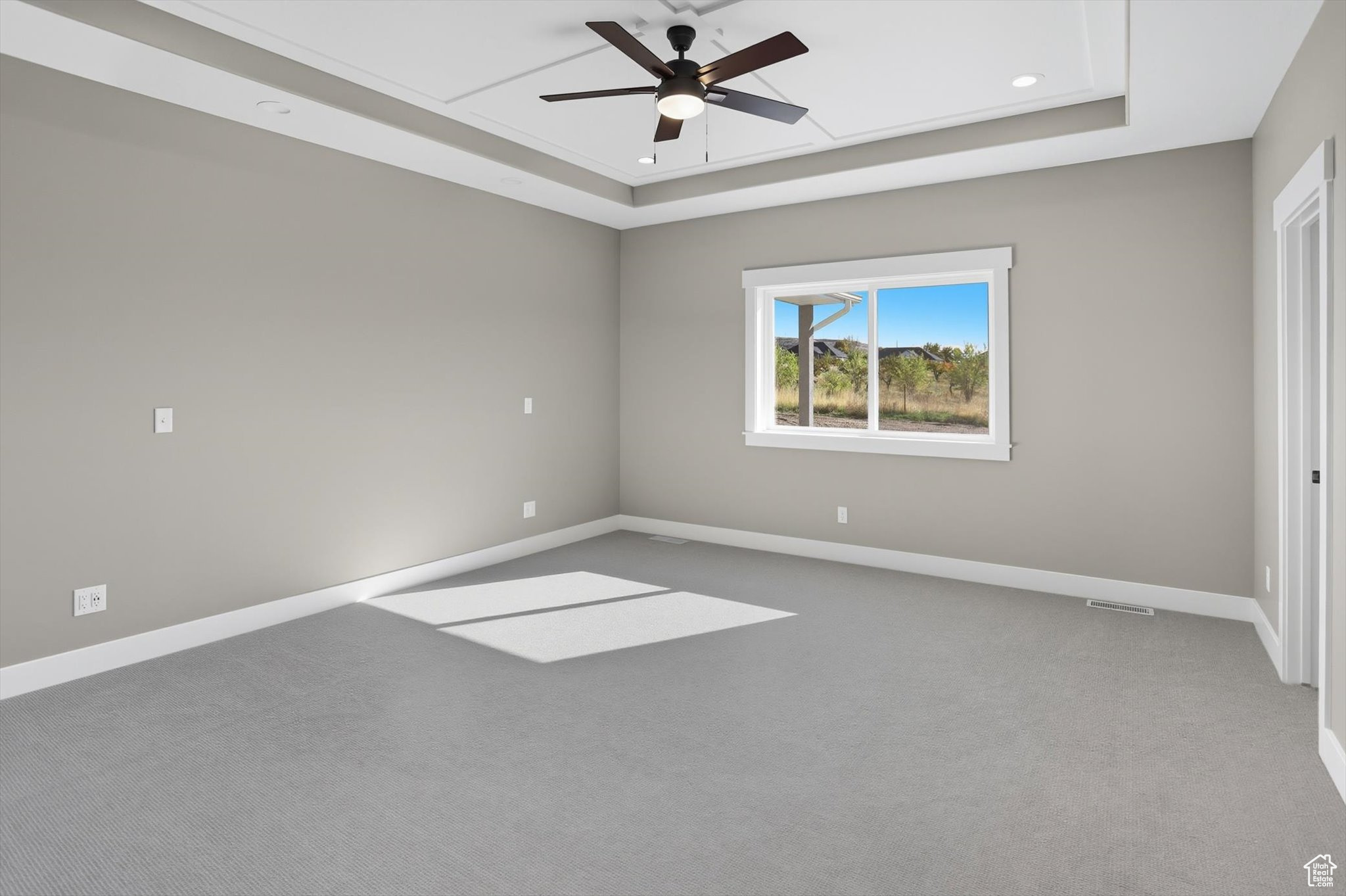 MOUNTAIN SIDE - Residential