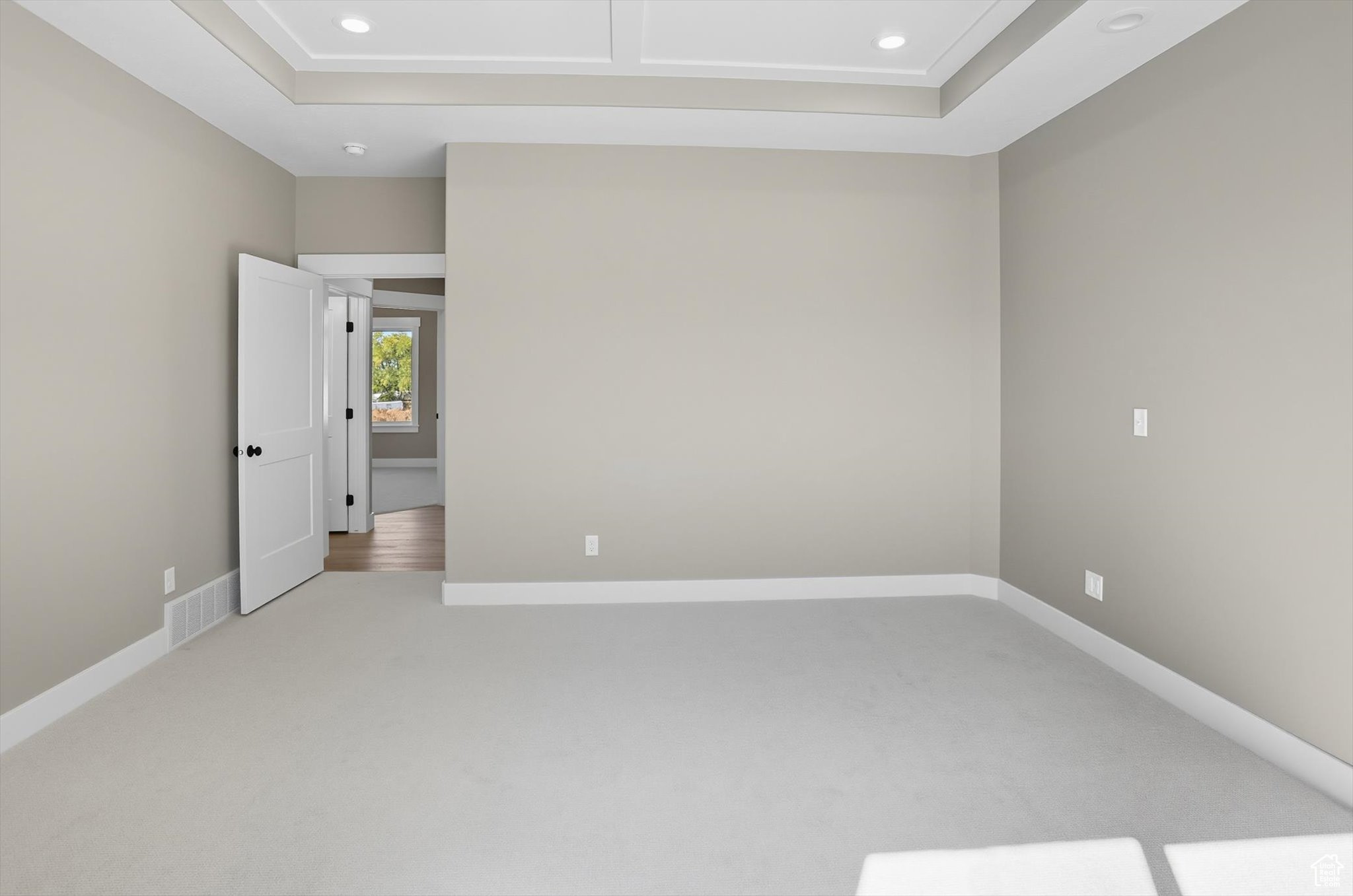 MOUNTAIN SIDE - Residential