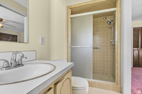 Tiny photo for 272 N PIN OAK LN, Kaysville, UT 84037 (MLS # 2114306)