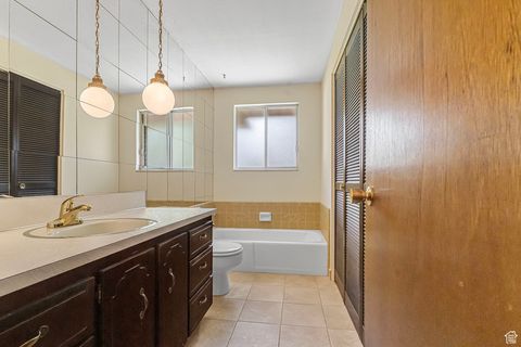 Tiny photo for 272 N PIN OAK LN, Kaysville, UT 84037 (MLS # 2114306)