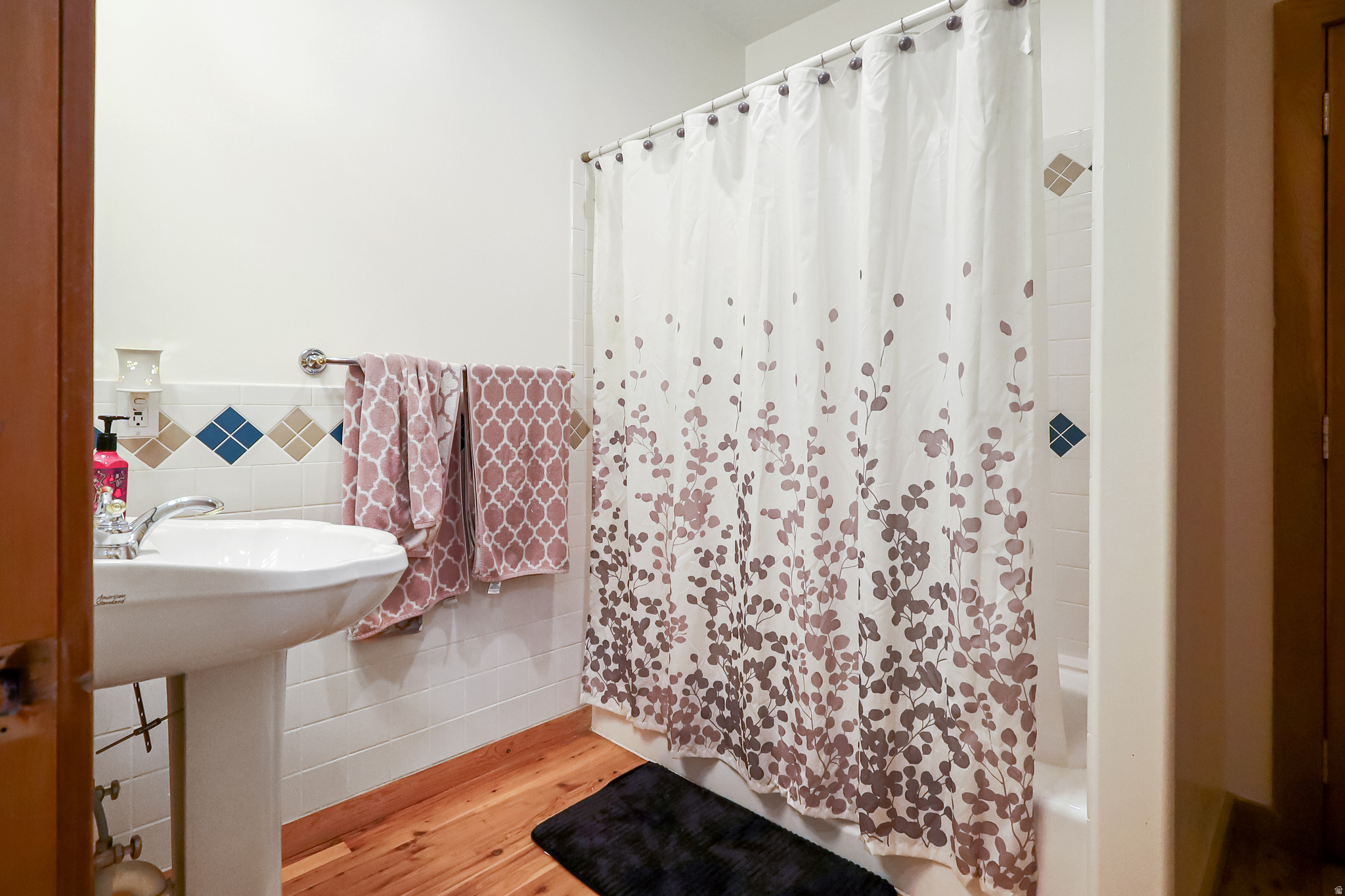 ASPEN HILLS ESTATES ADDITION - Residential