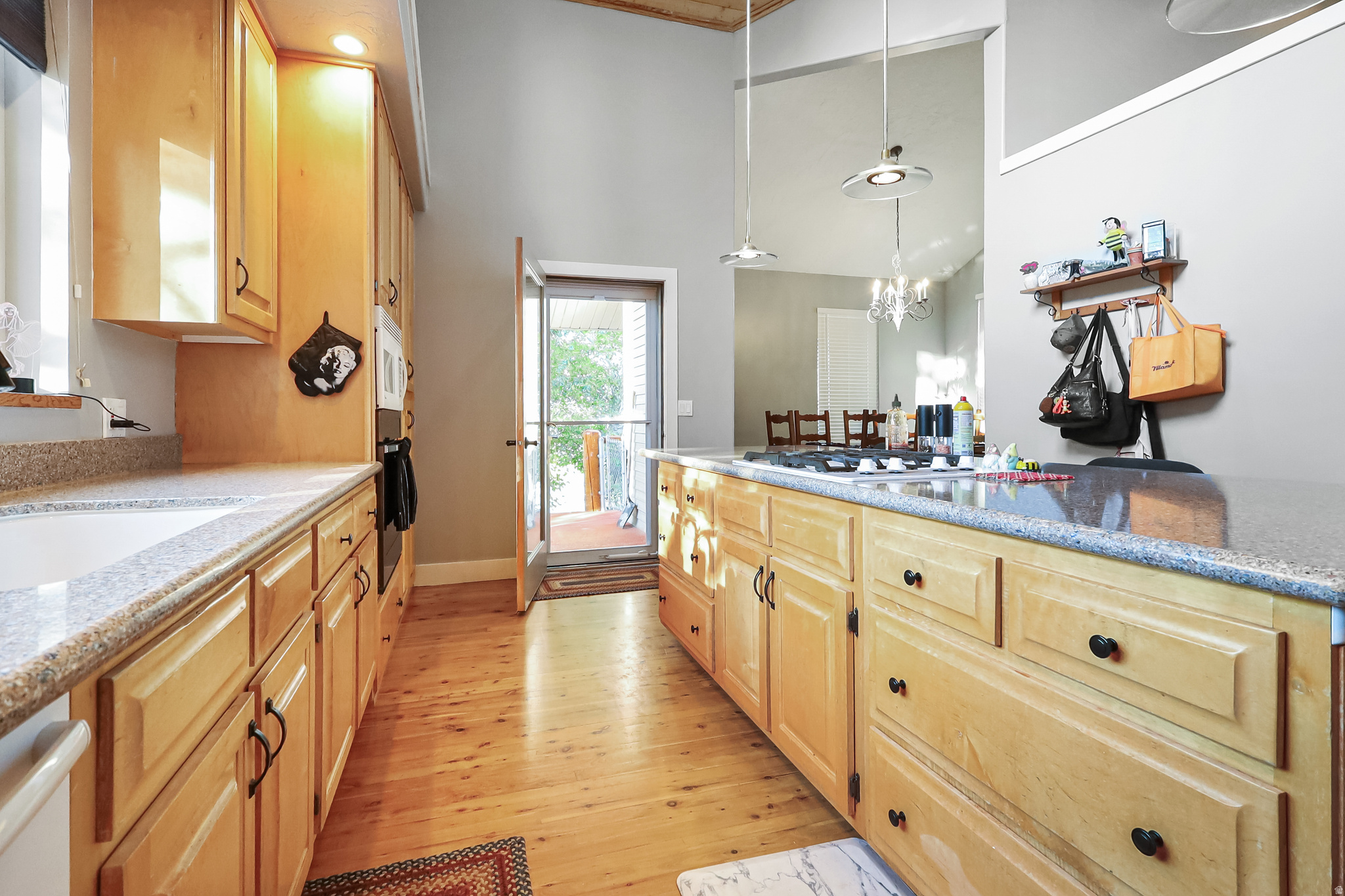 ASPEN HILLS ESTATES ADDITION - Residential