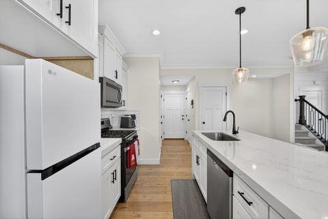 Tiny photo for 3543 S LINDER CT W #4, West Valley City, UT 84119 (MLS # 2135103)