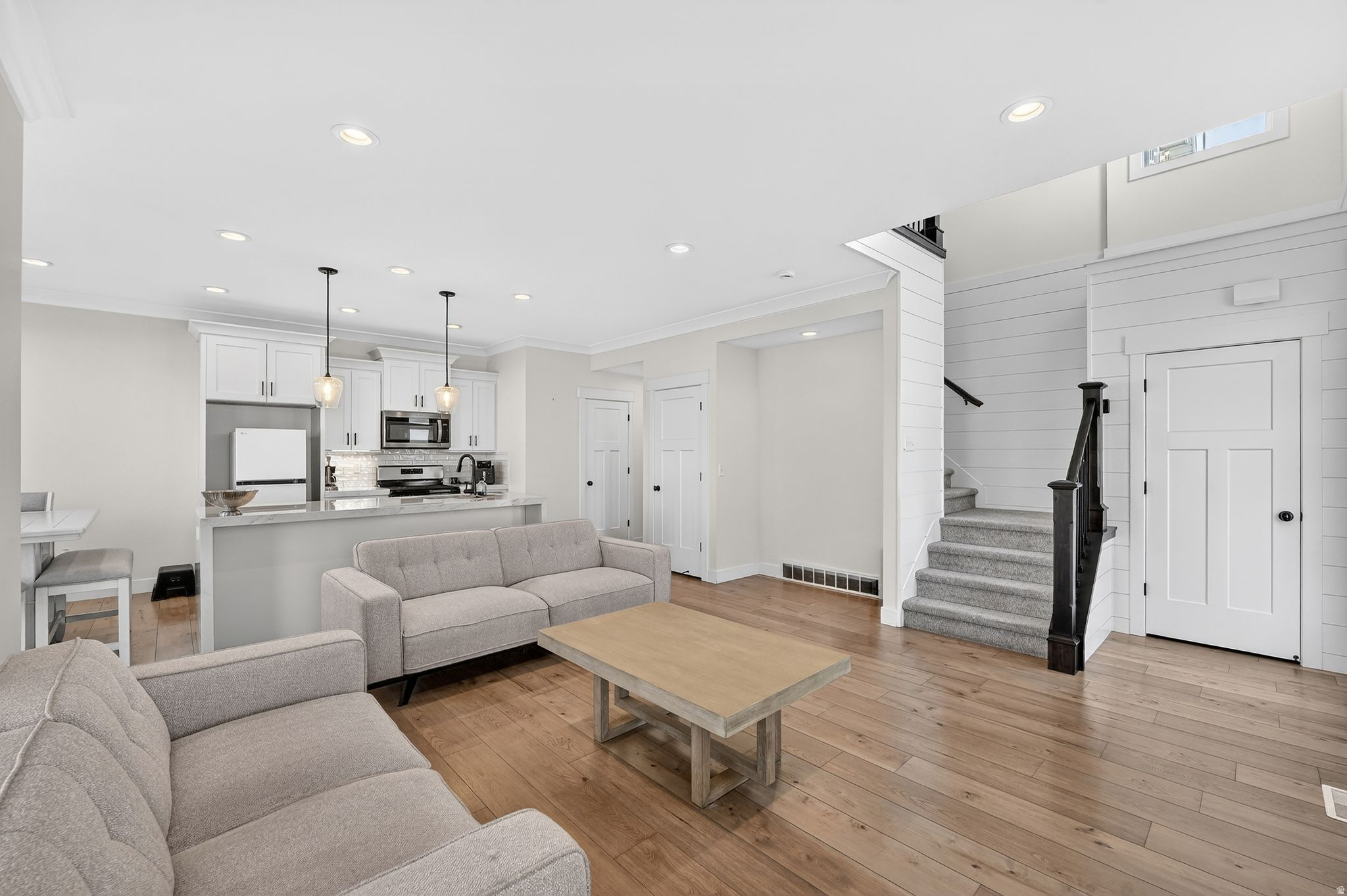 MEADOWS - Residential