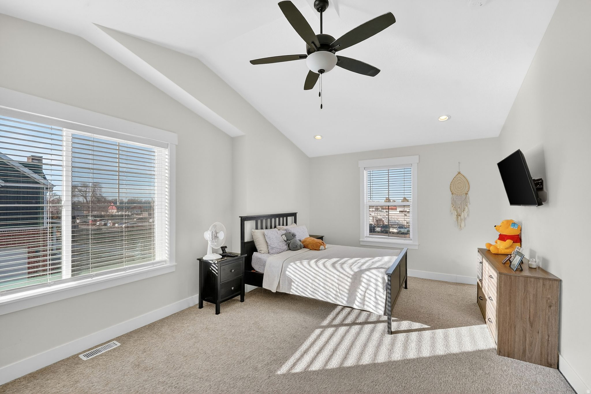 MEADOWS - Residential