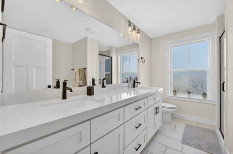 Tiny photo for 3543 S LINDER CT W #4, West Valley City, UT 84119 (MLS # 2135103)