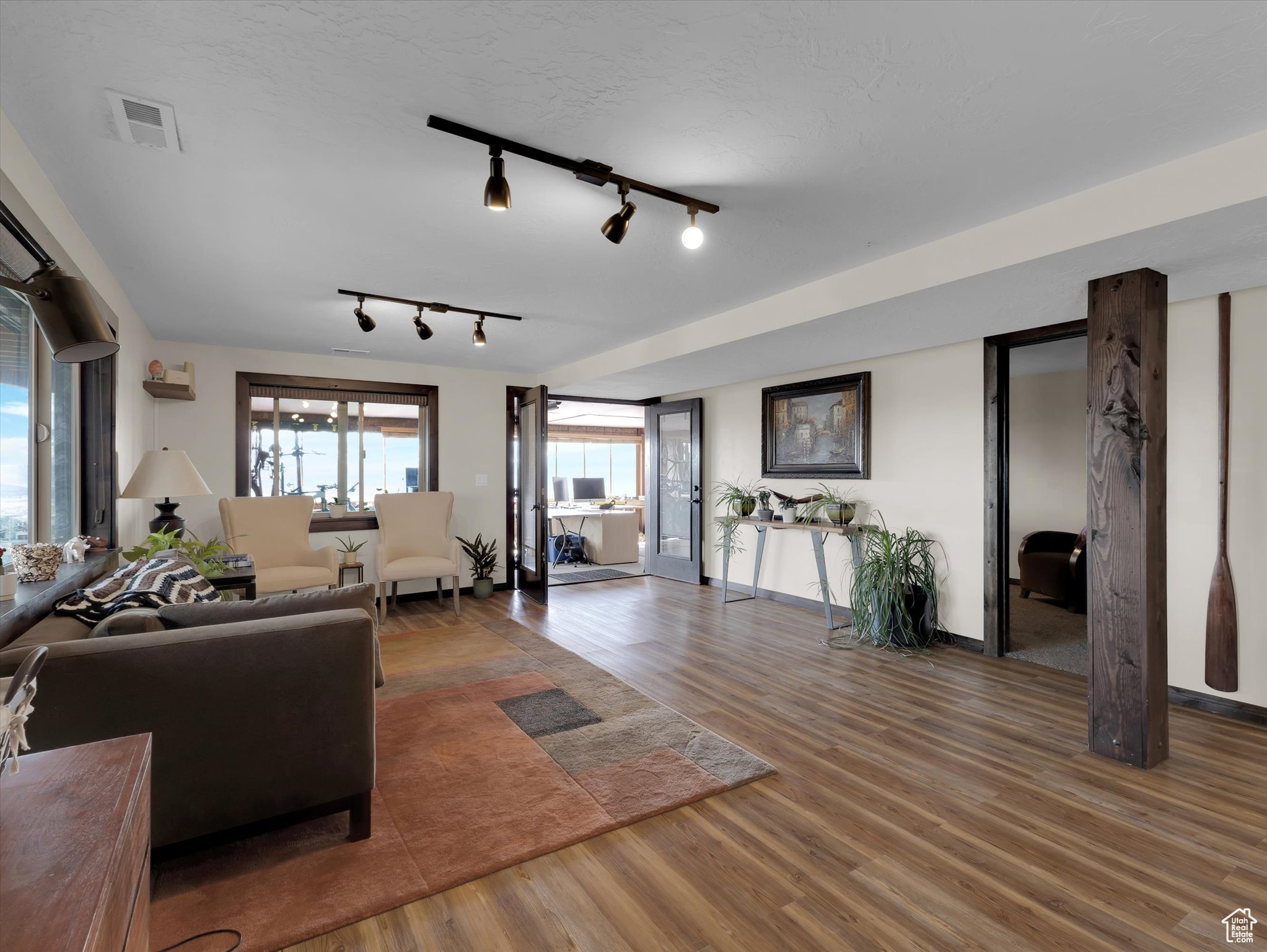 SILVER CREEK - Residential