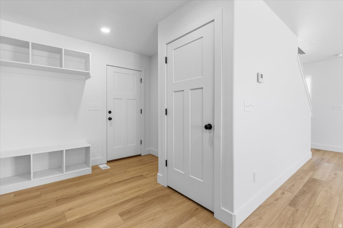 LOVELESS ESTATES - Residential
