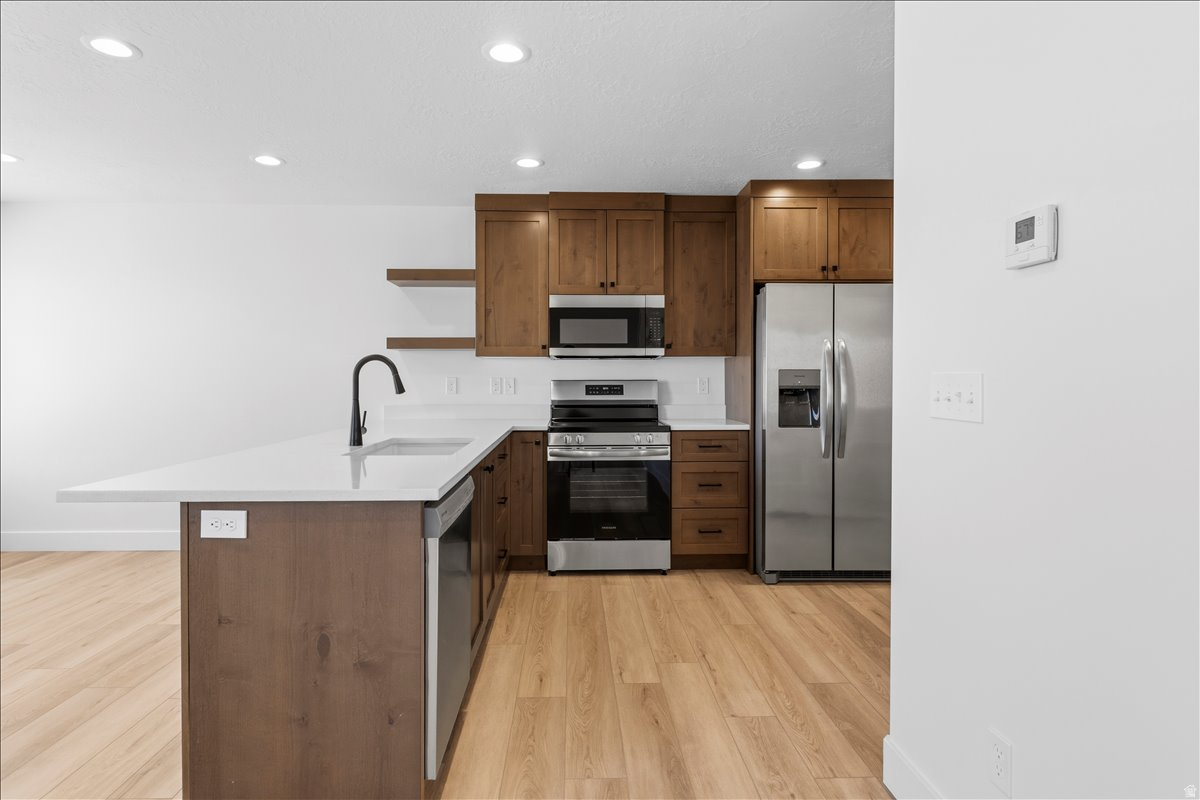 LOVELESS ESTATES - Residential