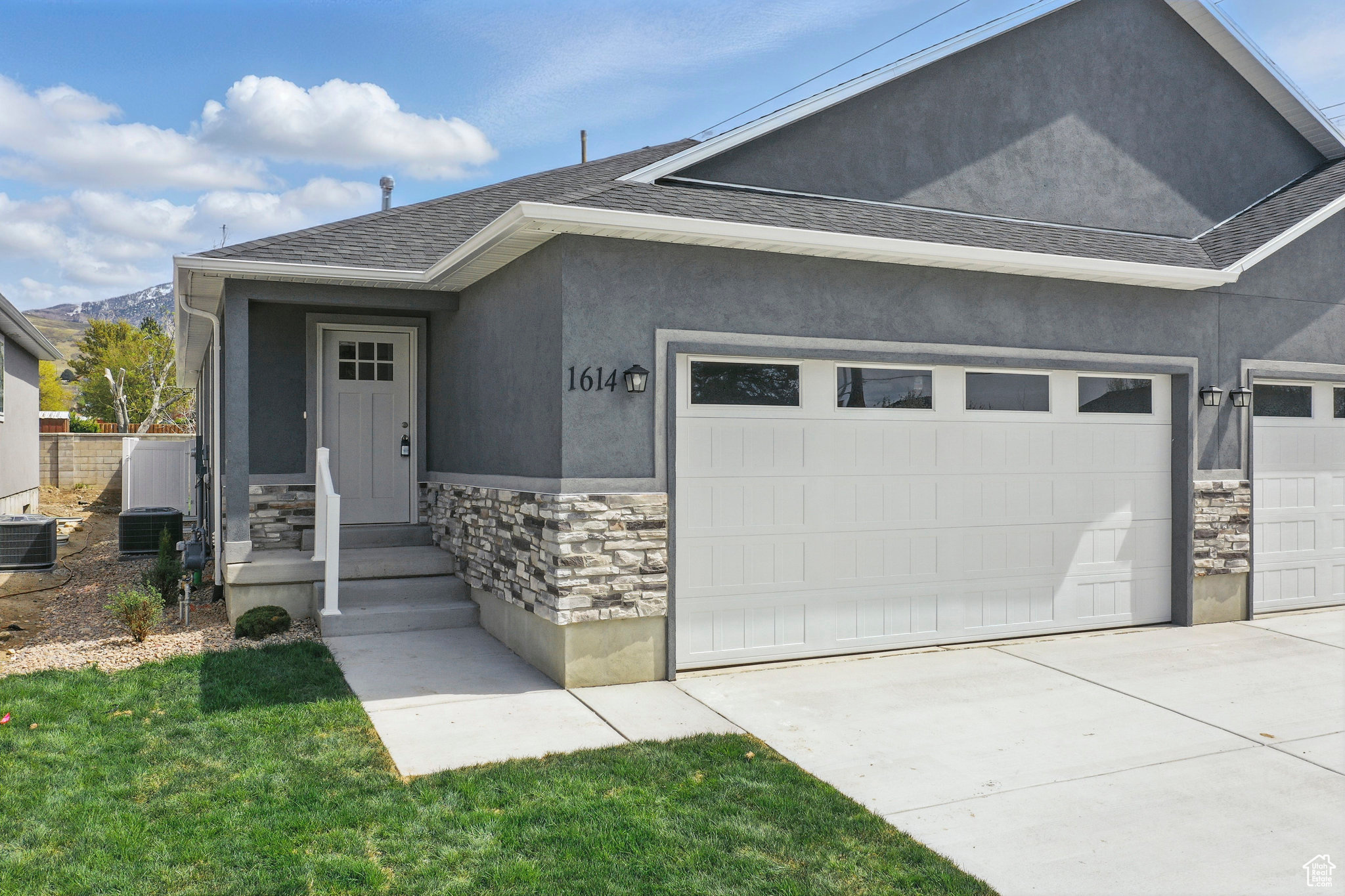 1614 N 160 E